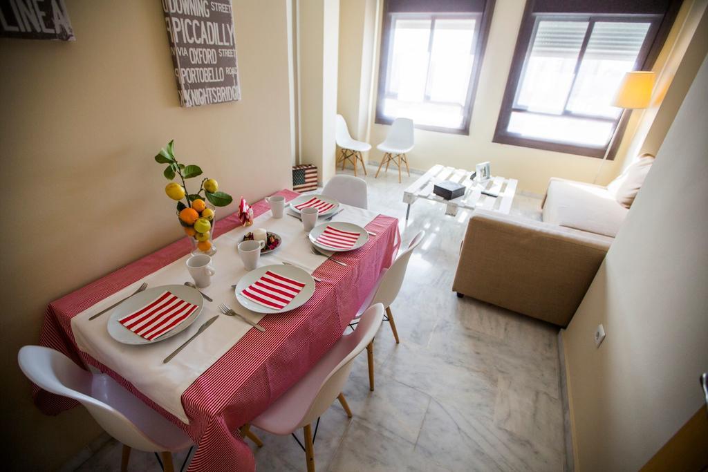 Ab Dominicum Apartamentos Málaga Habitación foto
